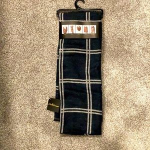 NWT Scarf